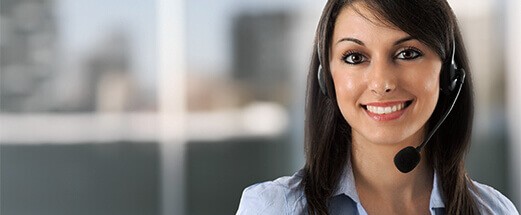 Frau mit Headset